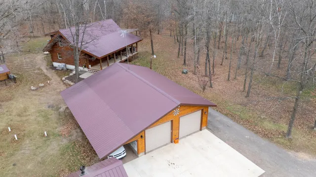 $775,000 | 2646 1 1/2 Street, Cumberland, WI 54829