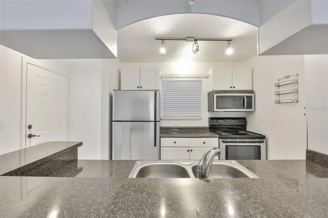 $1,850 | 2500 Winding Creek Boulevard, Unit G106, Clearwater, FL 33761