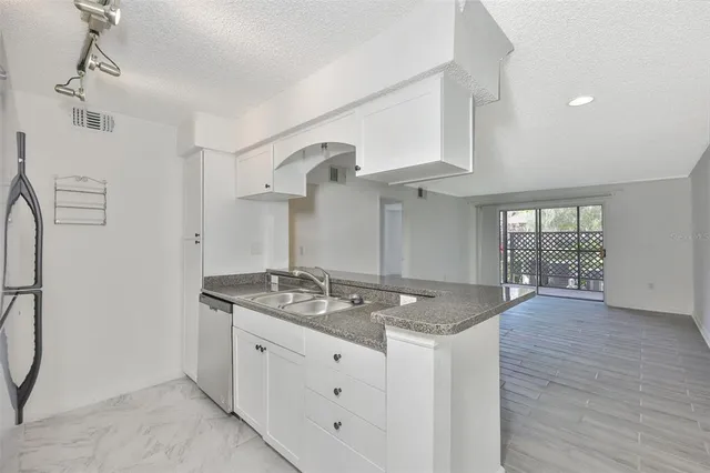 $1,850 | 2500 Winding Creek Boulevard, Unit G106, Clearwater, FL 33761