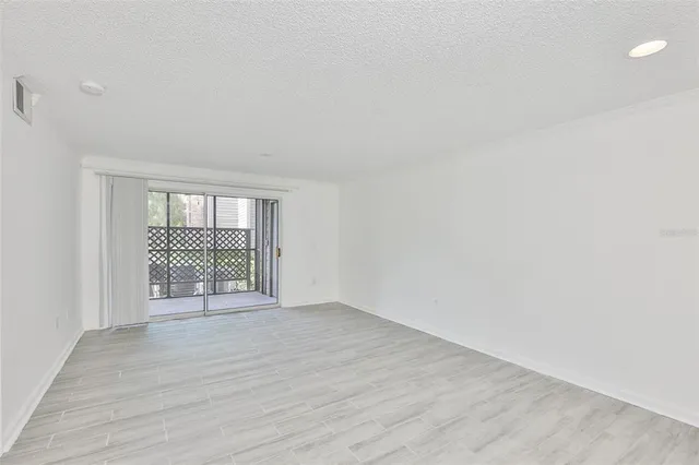 $1,850 | 2500 Winding Creek Boulevard, Unit G106, Clearwater, FL 33761