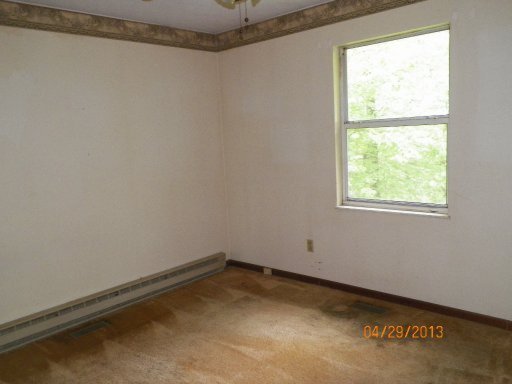 250 Pleasant View Loop Clinton, TN 37716 - Photo 3 of 12 Additional Photo