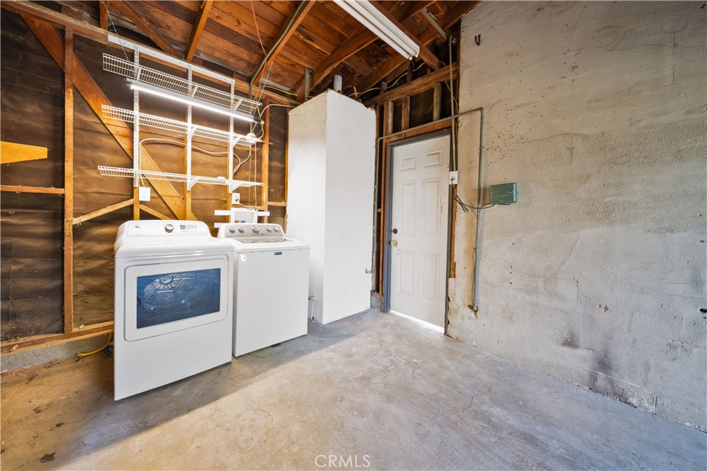 2493 Vasquez Place Riverside, CA 92507 - Photo 18 of 24