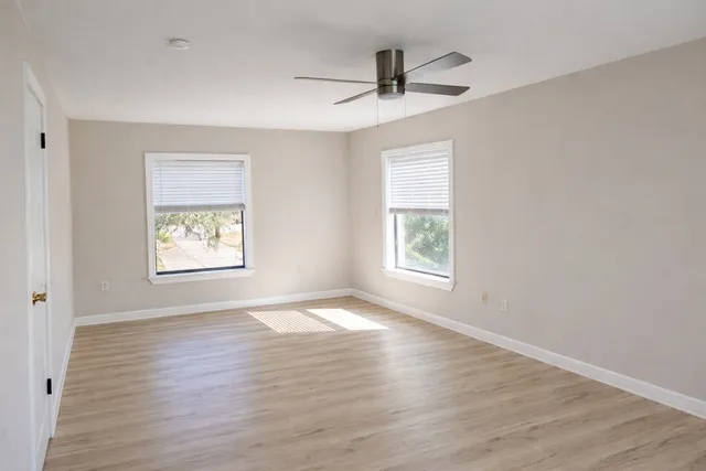 $3,000 | 5315 Bayway Drive, Baytown, TX 77520