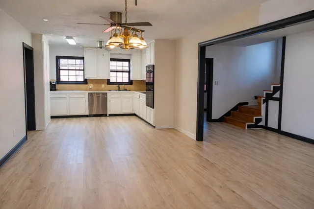 $3,000 | 5315 Bayway Drive, Baytown, TX 77520