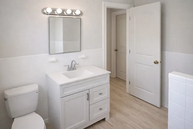 $3,000 | 5315 Bayway Drive, Baytown, TX 77520