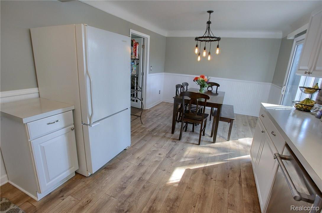 15006 Stephens Road Eastpointe, MI 48021 - Photo 12 of 25 Kitchen_3rd_View.jpg