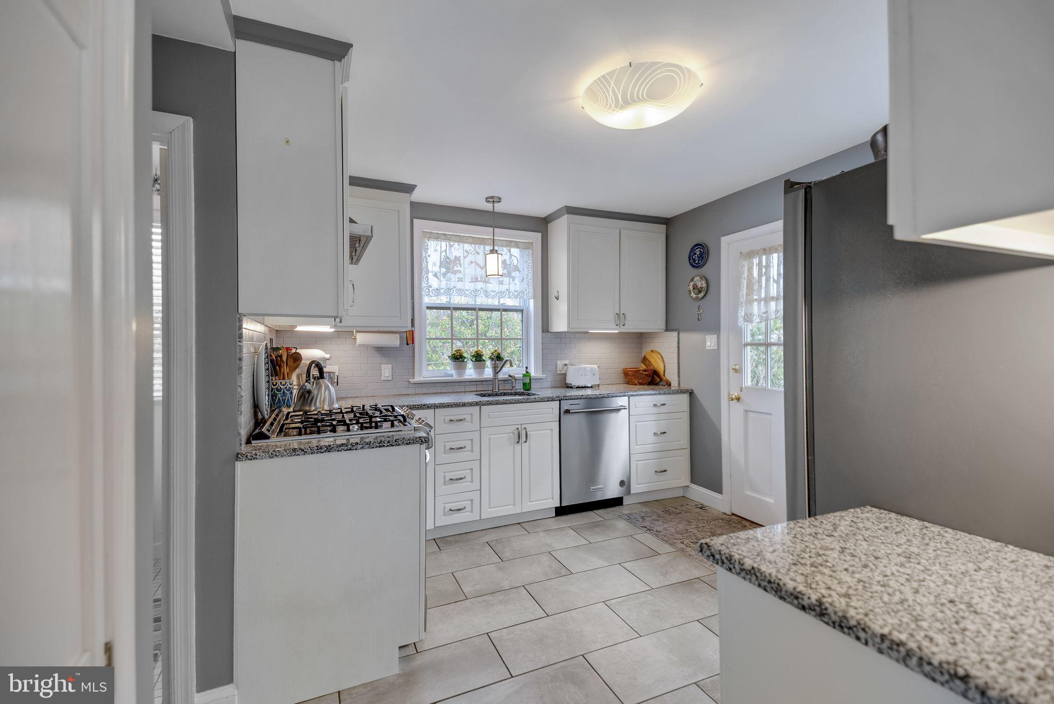 515 Lindley Road Glenside, PA 19038 - Photo 12 of 43 Kitchen
