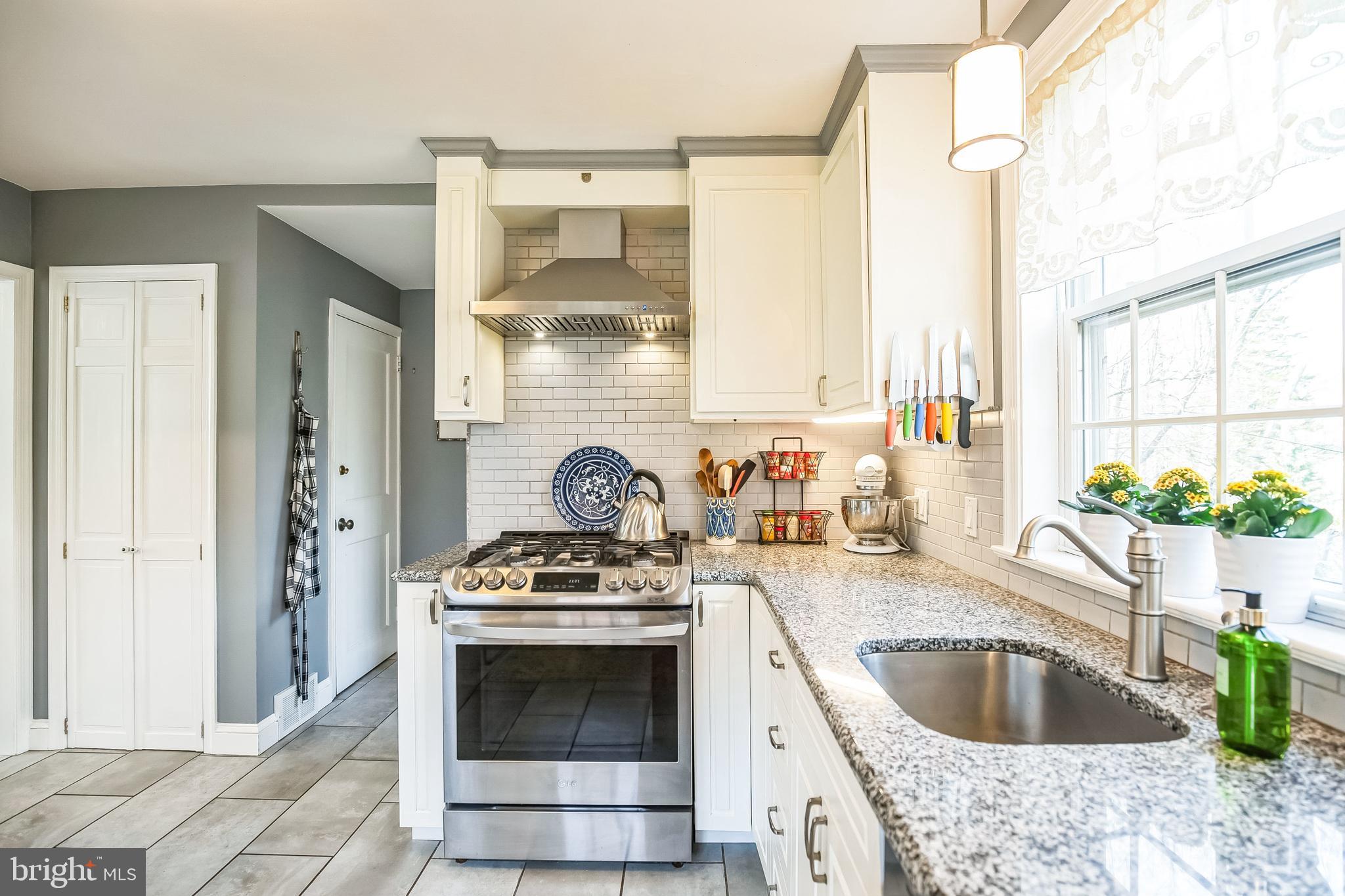515 Lindley Road Glenside, PA 19038 - Photo 15 of 43 Kitchen