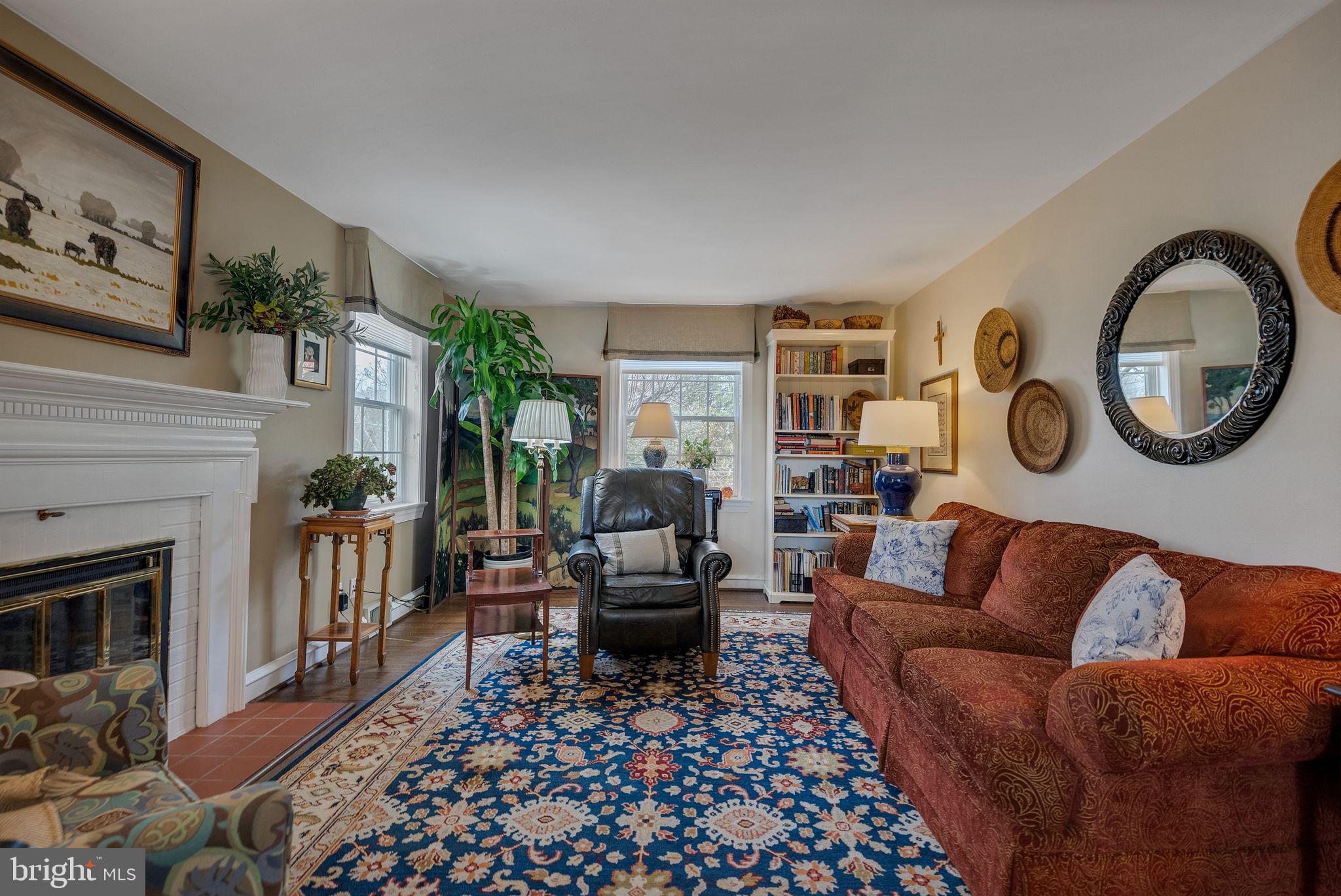 515 Lindley Road Glenside, PA 19038 - Photo 7 of 43 Living Room