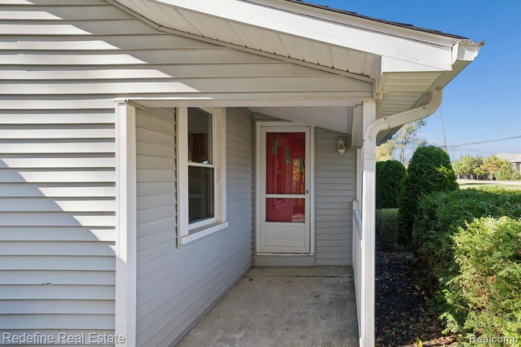 48385 Eight Mile Road Northville, MI 48167 - Photo 6 of 50 Gallery Image 6