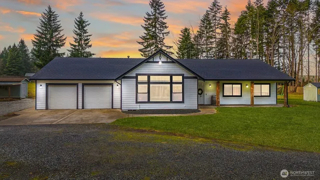 $725,000 | 30608 40th Avenue East, Graham, WA 98338