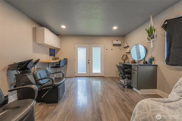 $725,000 | 30608 40th Avenue East, Graham, WA 98338