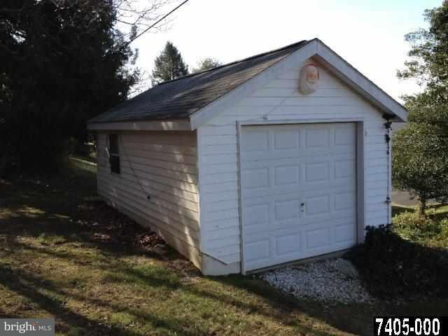 5612 Midhill Road Spring Grove, PA 17362 - Photo 18 of 22