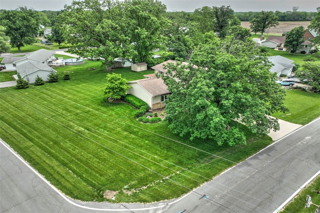 3012 Crestwood Drive Decatur, IL 62521 - Photo 2 of 36