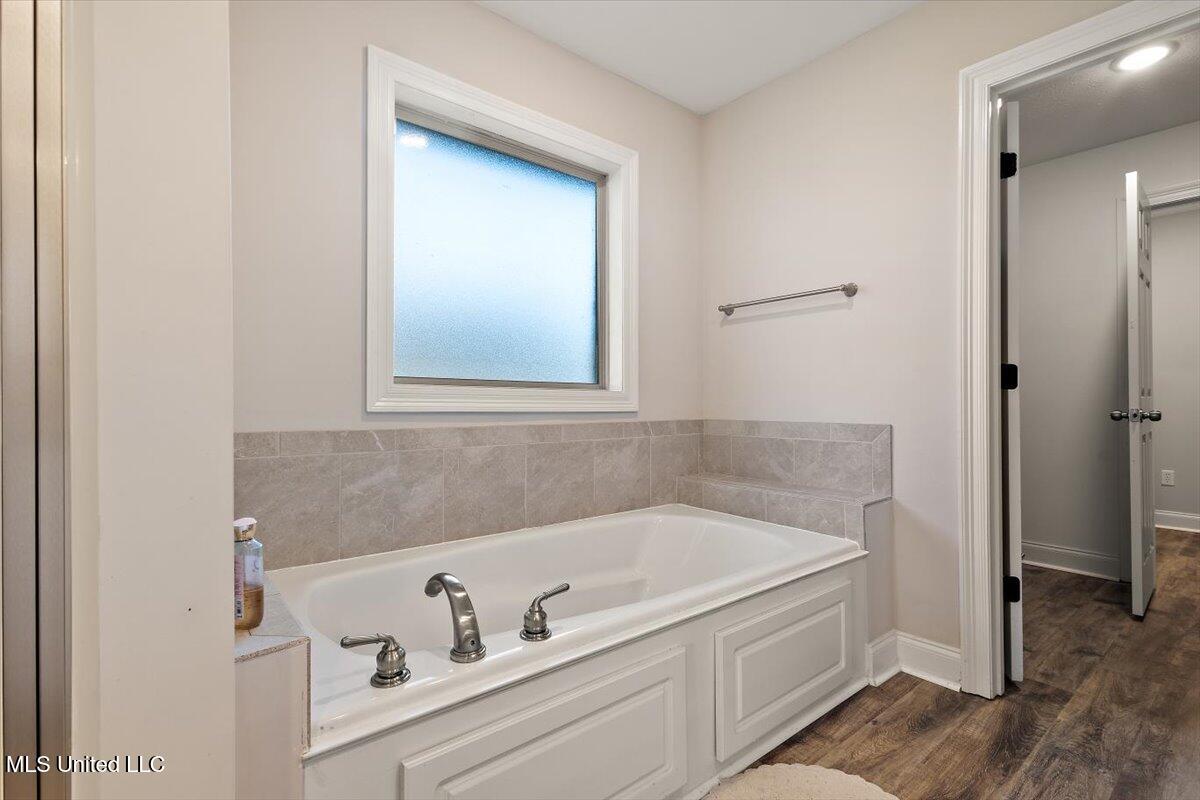 109 Brunswick Cove Canton, MS 39046 - Photo 17 of 34 17-HTP_7905