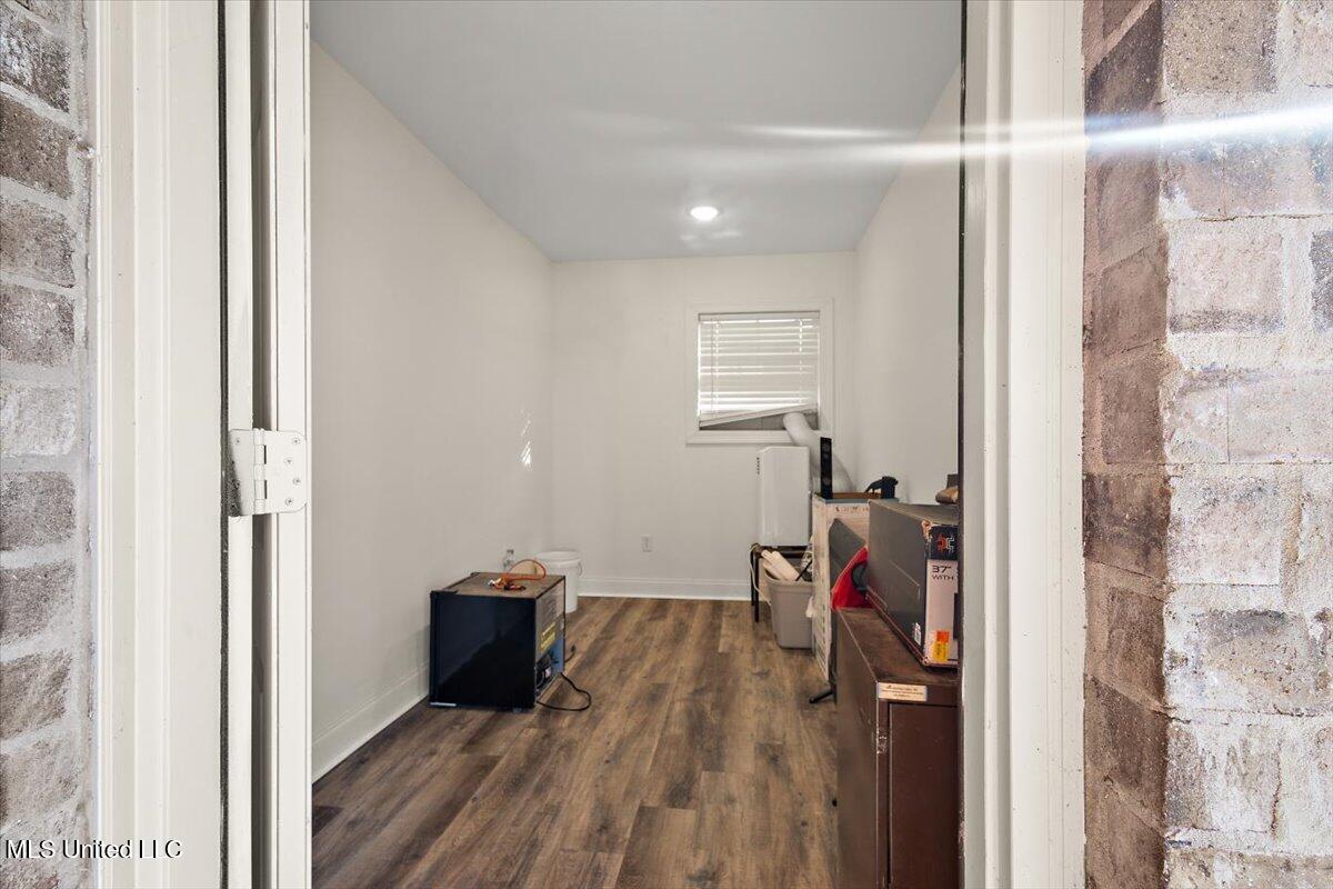 109 Brunswick Cove Canton, MS 39046 - Photo 27 of 34 27-HTP_7938