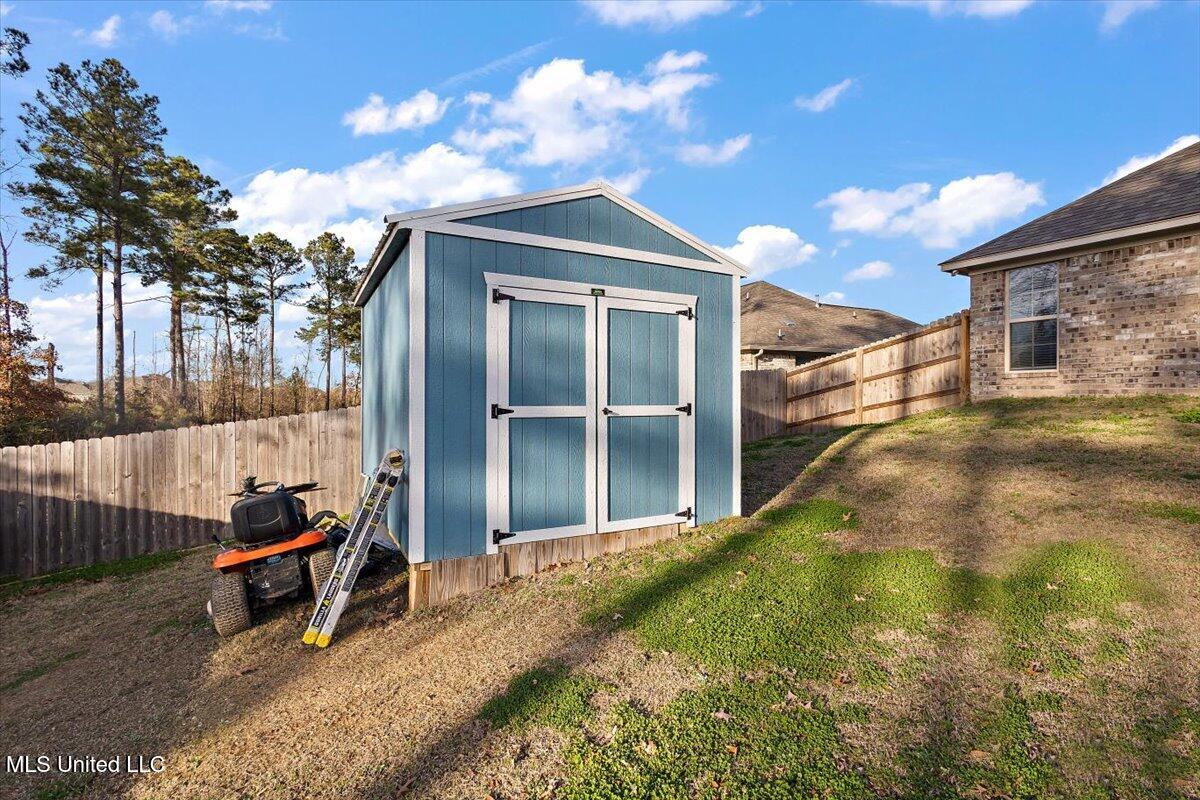 109 Brunswick Cove Canton, MS 39046 - Photo 32 of 34 32-HTP_7953