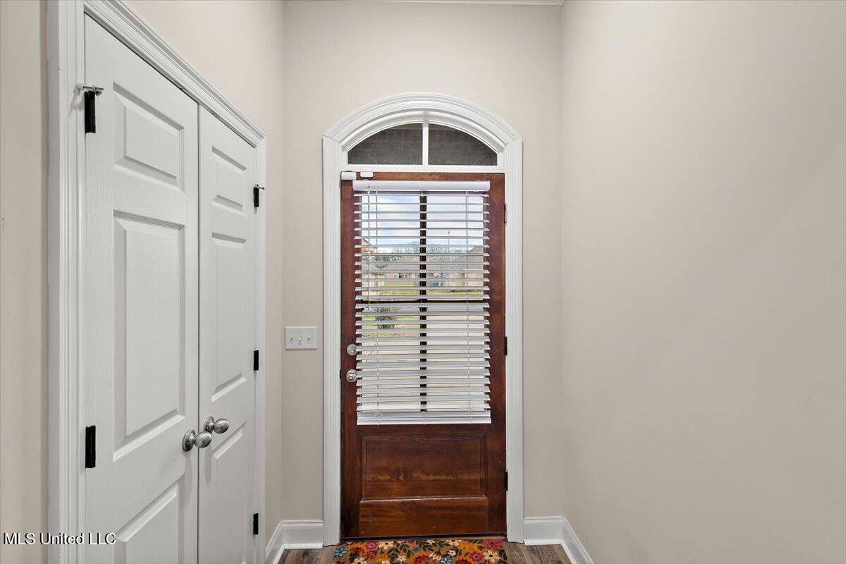 109 Brunswick Cove Canton, MS 39046 - Photo 5 of 34 05-HTP_7869