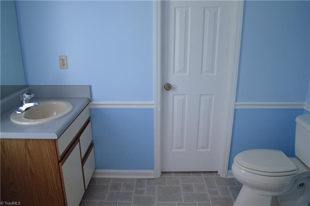 4216 Thorn Ridge Road Winston-Salem, NC 27106 - Photo 19 of 20 Gallery Image 19