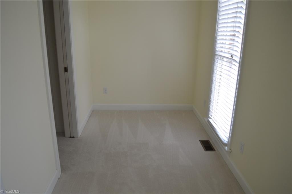4216 Thorn Ridge Road Winston-Salem, NC 27106 - Photo 10 of 20 Gallery Image 10
