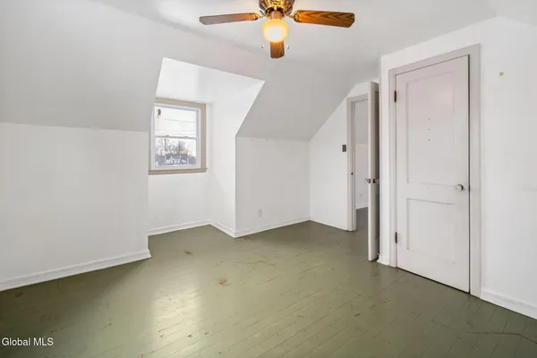 $196,000 | 4 Woodrow Road, Amsterdam, NY 12010