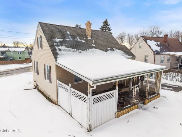 $196,000 | 4 Woodrow Road, Amsterdam, NY 12010