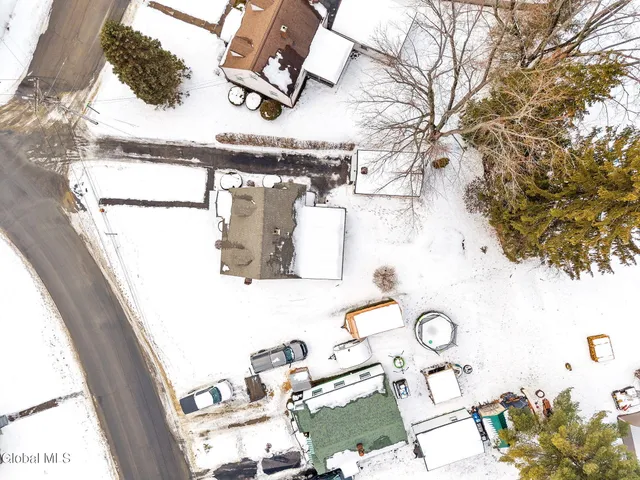 $199,500 | 4 Woodrow Road, Amsterdam, NY 12010