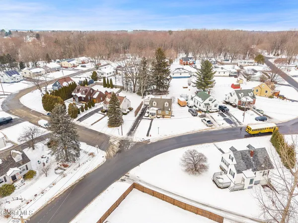 $196,000 | 4 Woodrow Road, Amsterdam, NY 12010