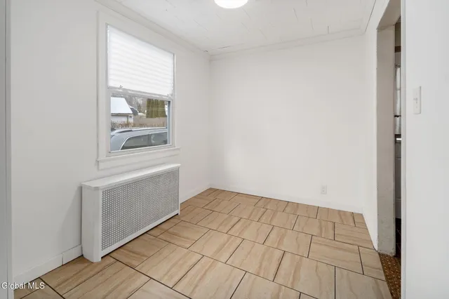 $199,500 | 4 Woodrow Road, Amsterdam, NY 12010