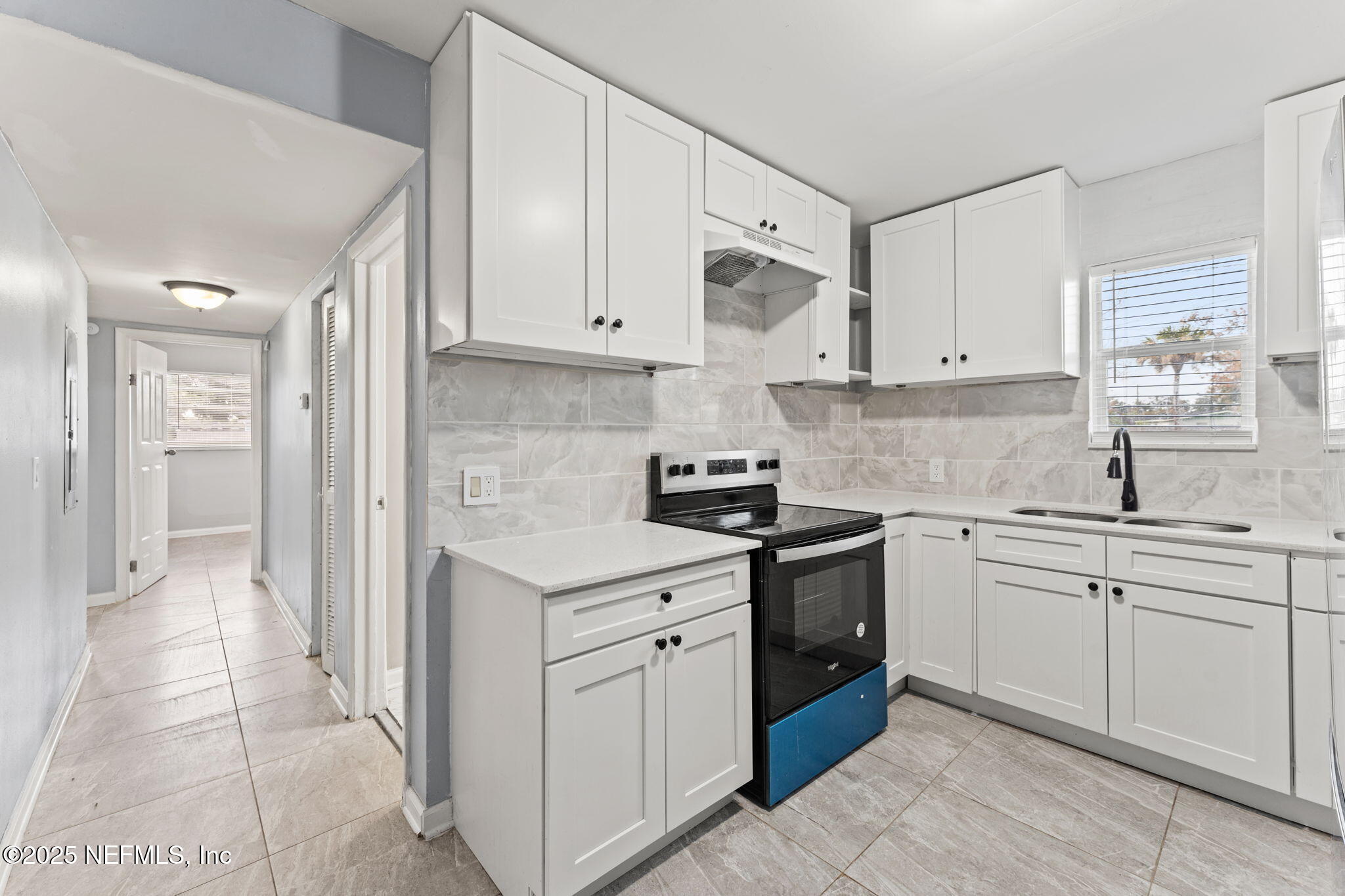 10902 Java Drive Jacksonville, FL 32246 - Photo 4 of 16 10-web-or-mls-DSC00619