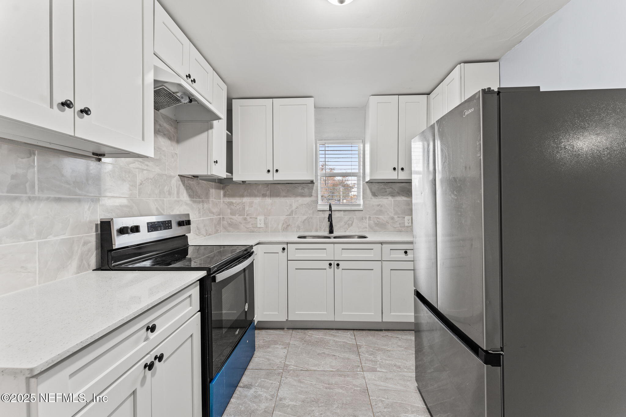 10902 Java Drive Jacksonville, FL 32246 - Photo 5 of 16 11-web-or-mls-DSC00625