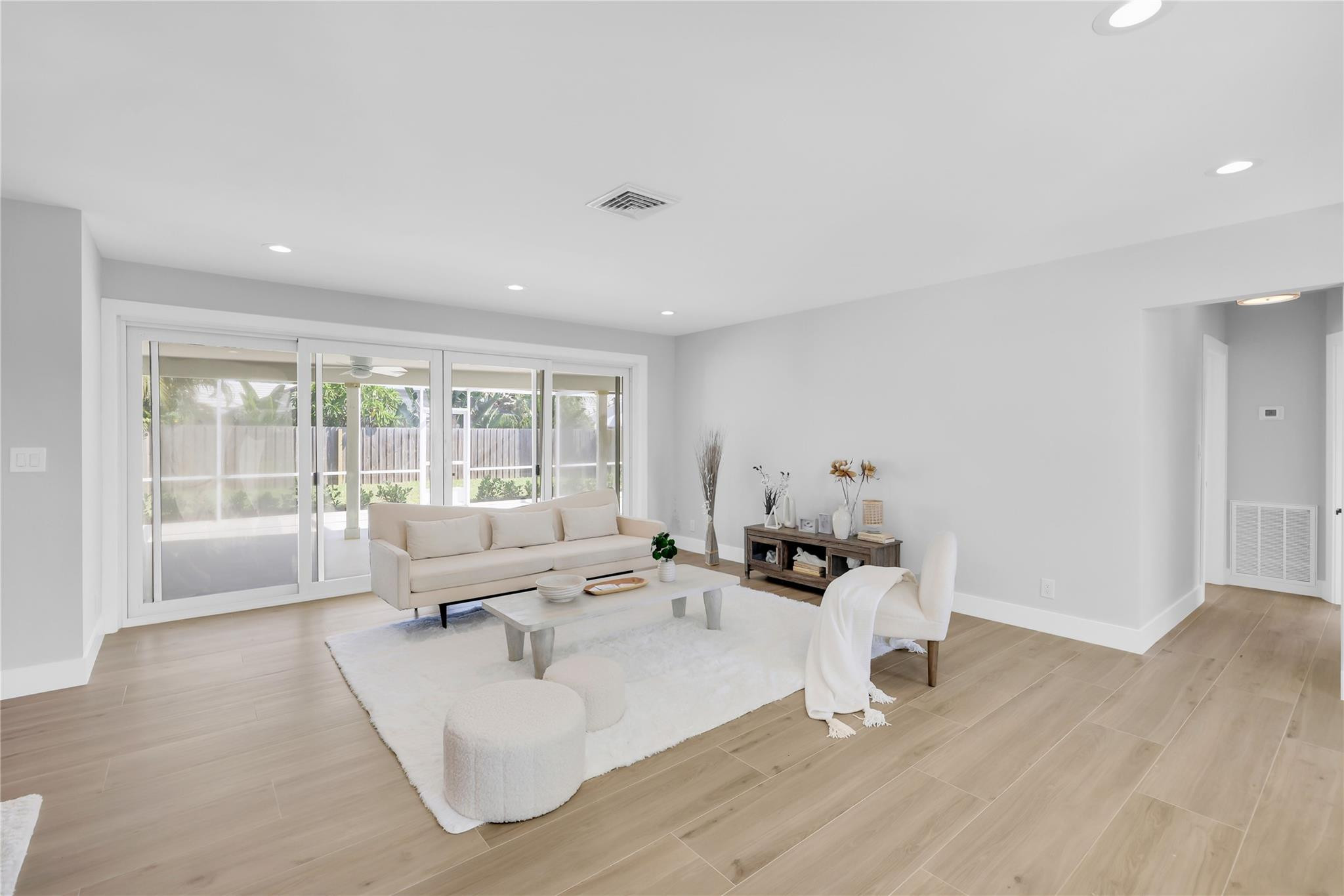 943 Southwest 4th Street Boca Raton, FL 33486 - Photo 4 of 28 Photo 4