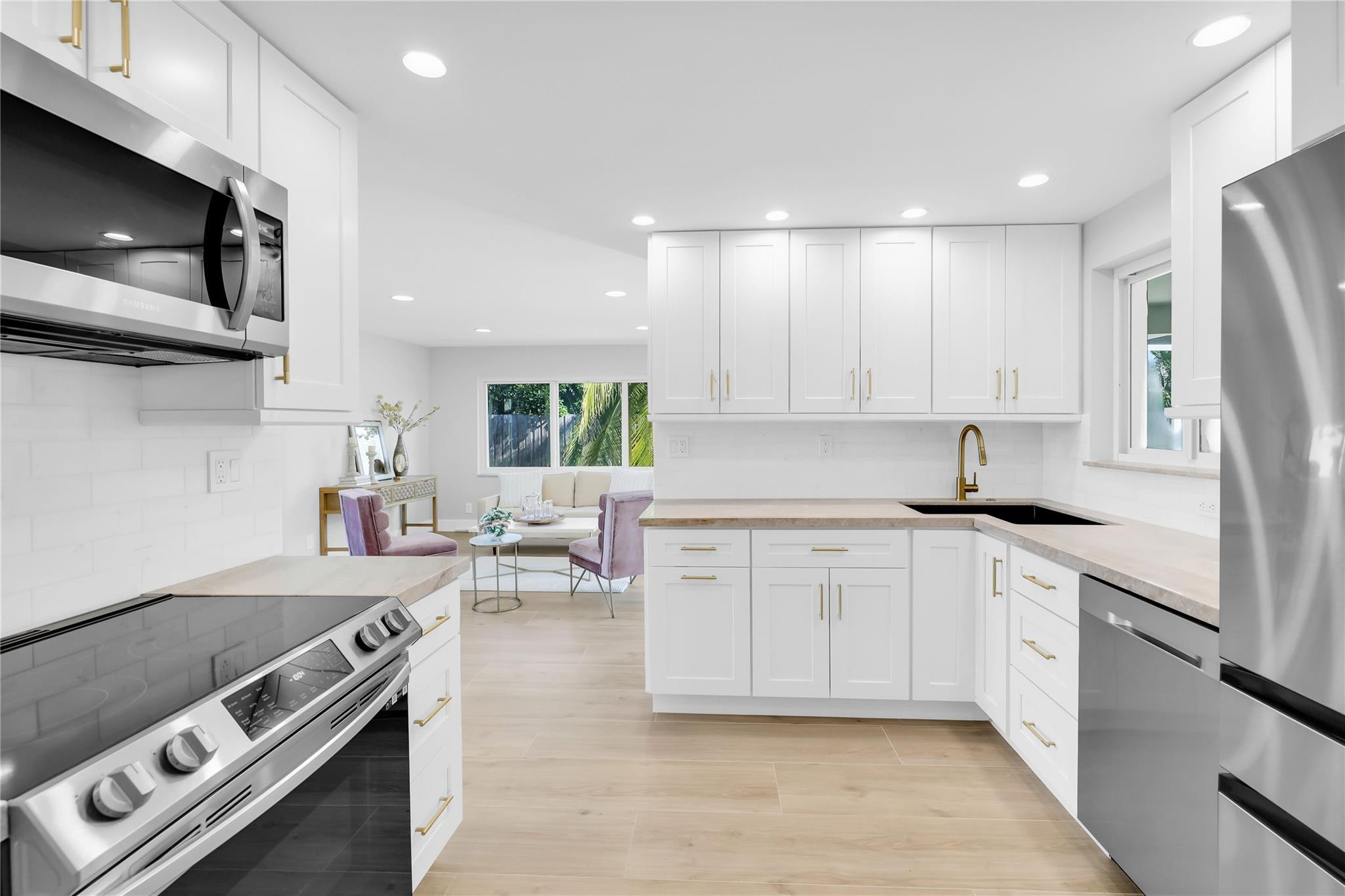 943 Southwest 4th Street Boca Raton, FL 33486 - Photo 5 of 28 Photo 5