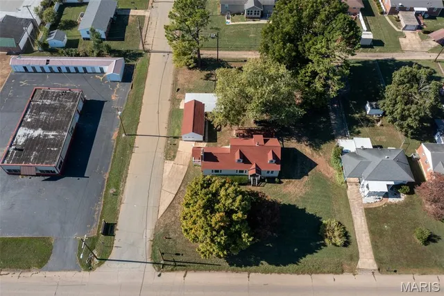 $234,900 | 300 Lincoln Drive, Fredericktown, MO 63645