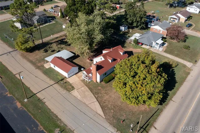 $234,900 | 300 Lincoln Drive, Fredericktown, MO 63645