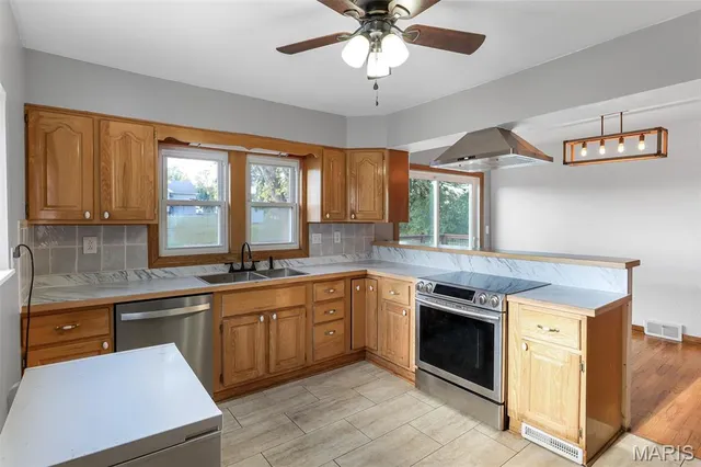 $234,900 | 300 Lincoln Drive, Fredericktown, MO 63645