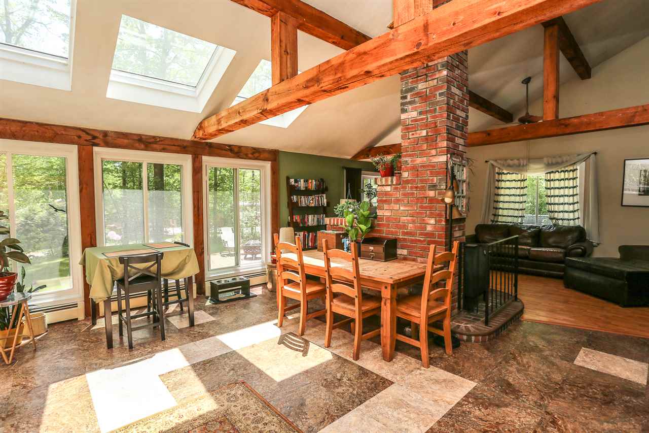 64 Cross Road Hooksett, NH 03106 - Photo 5 of 33