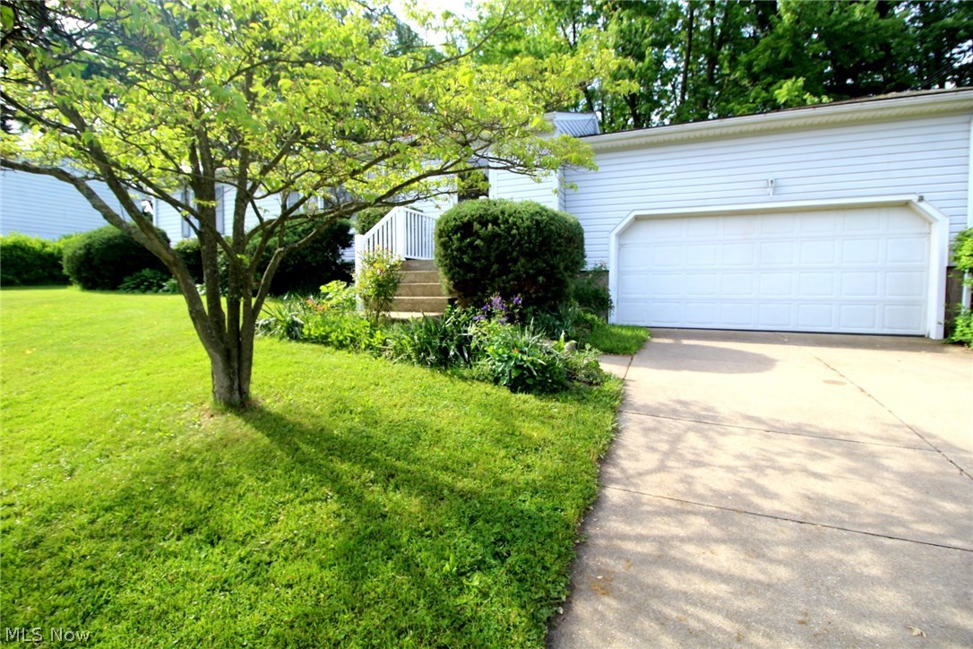 1186 Dussel Road Kent, OH 44240 - Photo 2 of 31