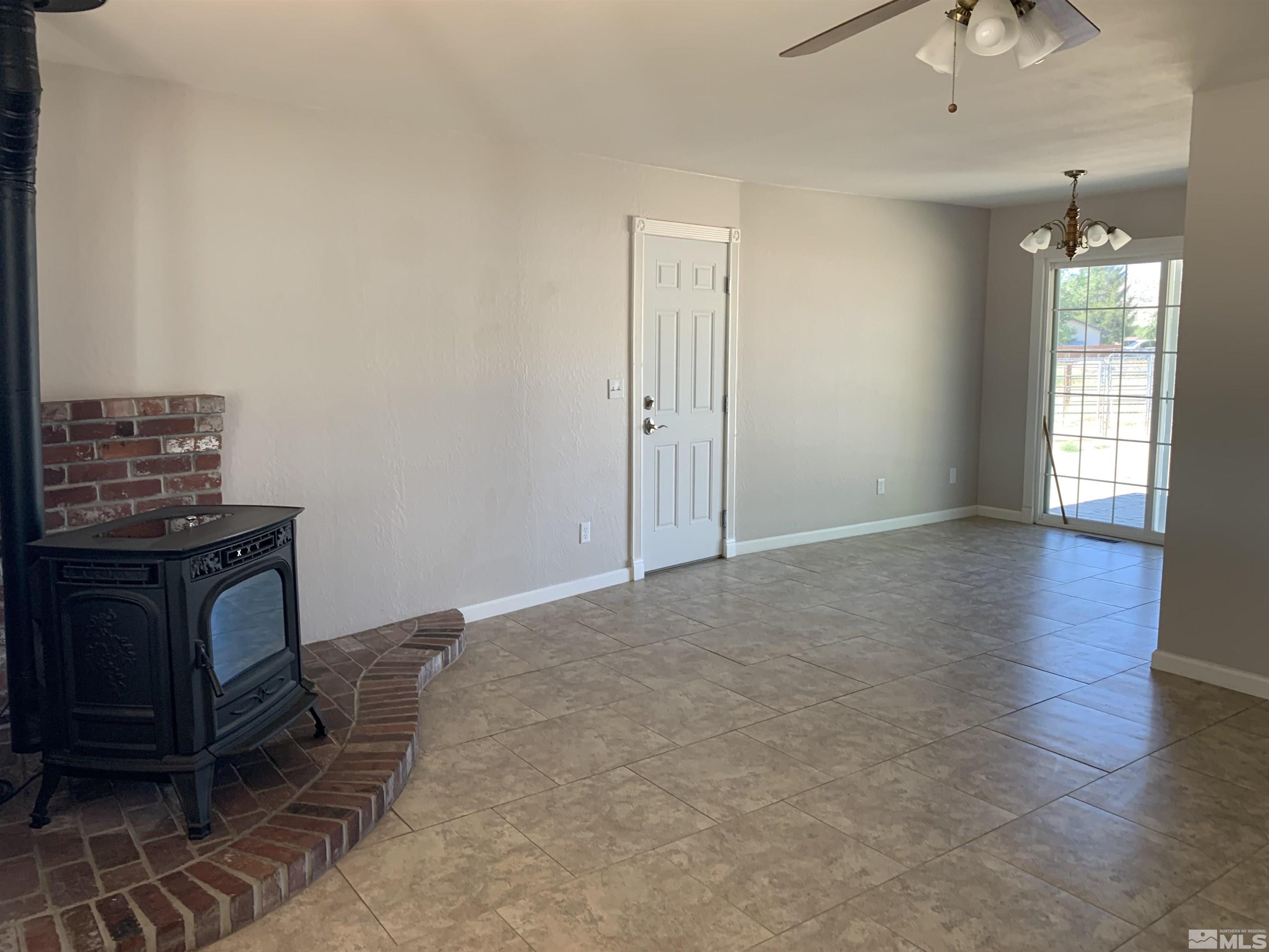 575 Utah Street Reno, NV 89506 - Photo 5 of 22 Photo 5