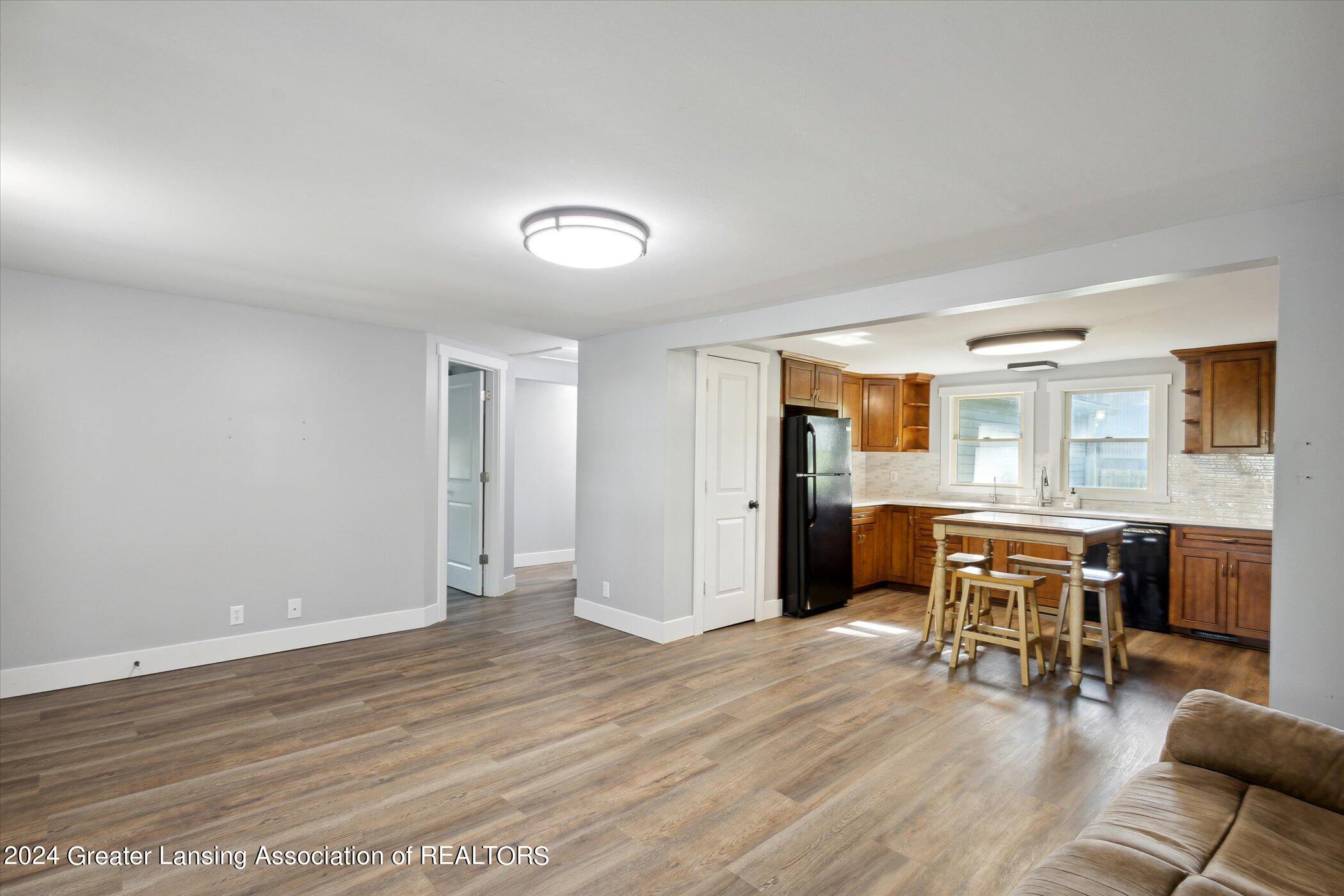 3749 Chapel Road Spring Arbor, MI 49283 - Photo 11 of 39 23-3749-Chapel-Rd-Spring-Arbor-MI-49283-
