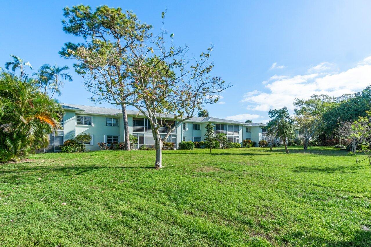 2460 Southwest 22nd Avenue, Unit 809 Delray Beach, FL 33445 - Photo 19 of 26 023-2460Southwest22ndAvenue-809-DelrayBe