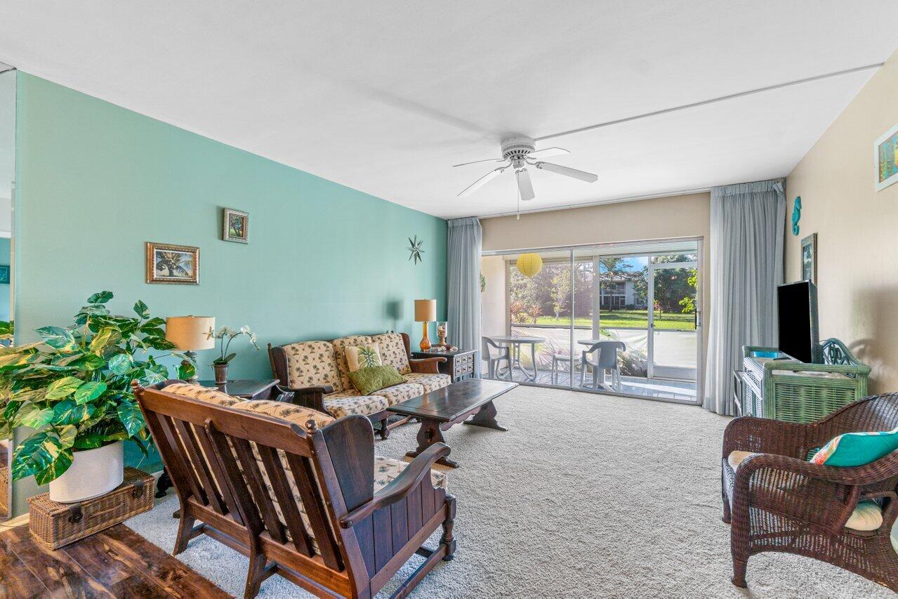 2460 Southwest 22nd Avenue, Unit 809 Delray Beach, FL 33445 - Photo 9 of 26 009-2460Southwest22ndAvenue-809-DelrayBe