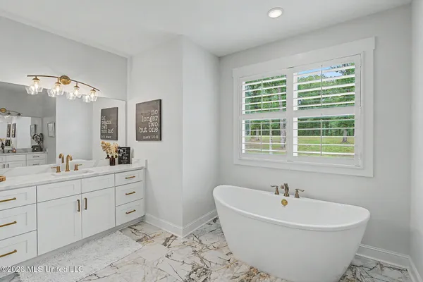 $768,000 | 199 Louise Road, Byhalia, MS 38611
