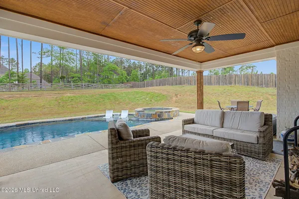 $768,000 | 199 Louise Road, Byhalia, MS 38611