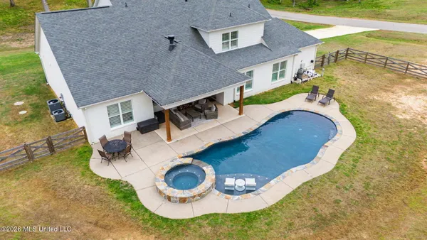 $768,000 | 199 Louise Road, Byhalia, MS 38611