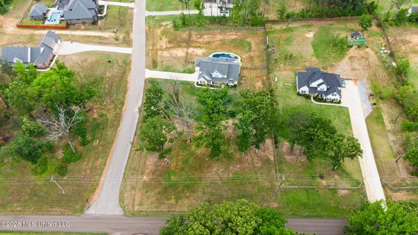 $768,000 | 199 Louise Road, Byhalia, MS 38611