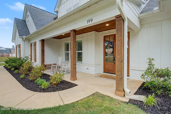 $768,000 | 199 Louise Road, Byhalia, MS 38611