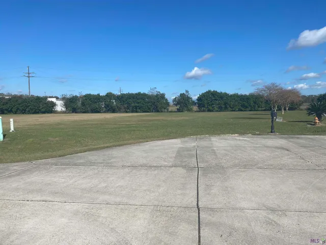 $24,500 | 135 Lillian Drive, Plattenville, LA 70393