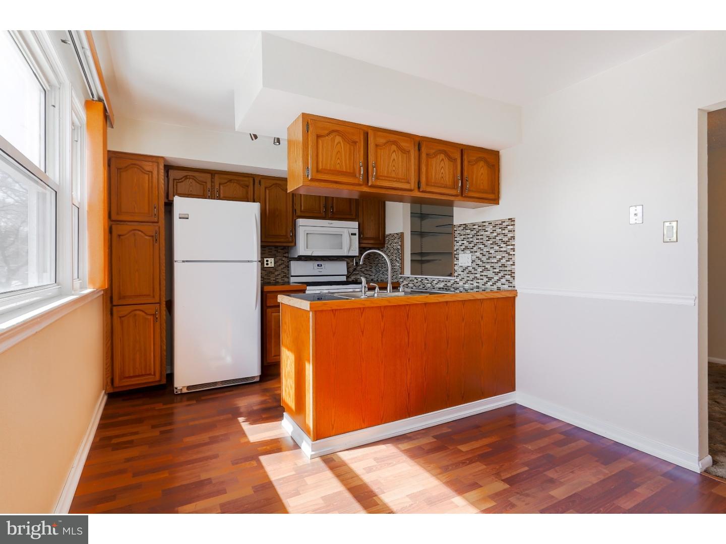 747 Hill Road Philadelphia, PA 19128 - Photo 5 of 17 Gallery Image 5