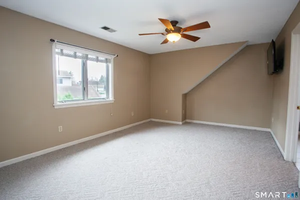 $314,900 | 66 Woodcock Court, Unit 66, Windsor Locks, CT 06096
